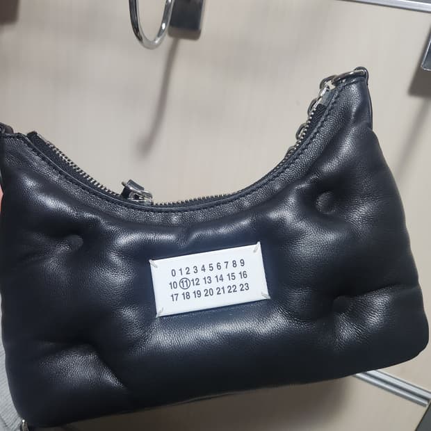 메종 마르지엘라 글램 슬램 미니 호보백