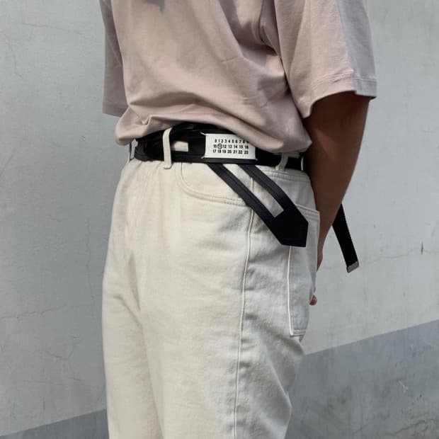 마르지엘라 컷아웃 벨트