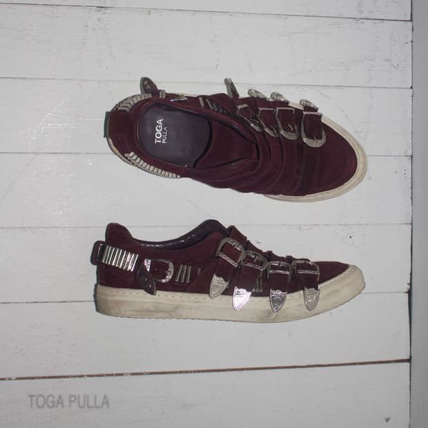 Western buckle strap sneakers