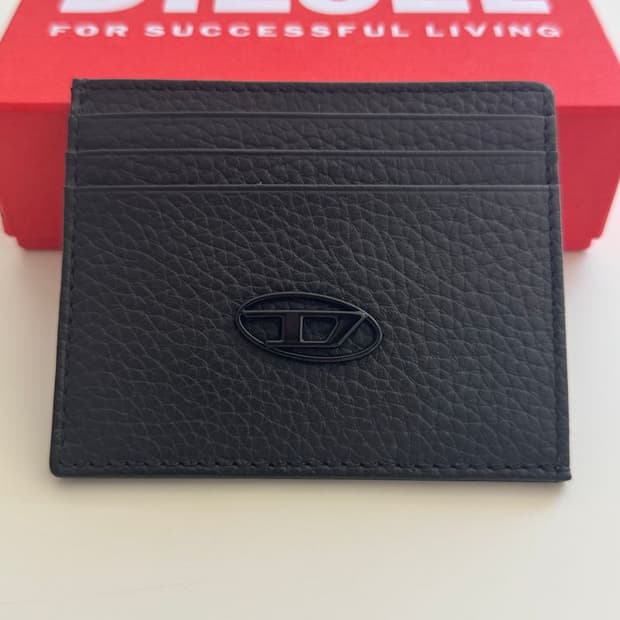 D LOGO WALLET 가죽 D 로고 지갑