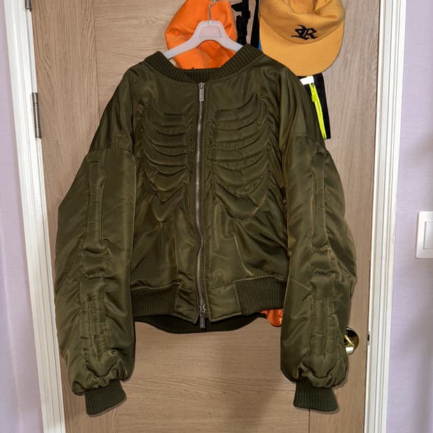 써저리 마원자켓 카키 L