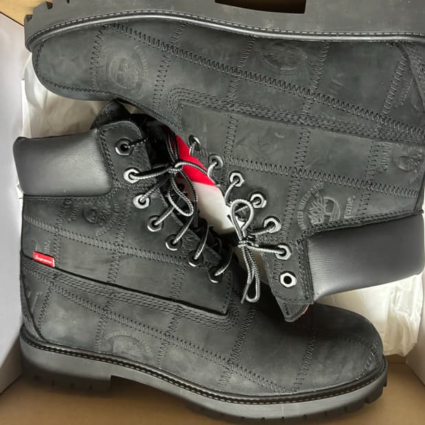 25fw 슈프림 팀버랜드 270