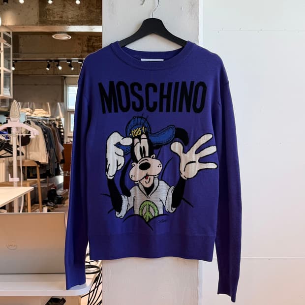 모스키노 x h&m 18s 퍼플 구피 니트 