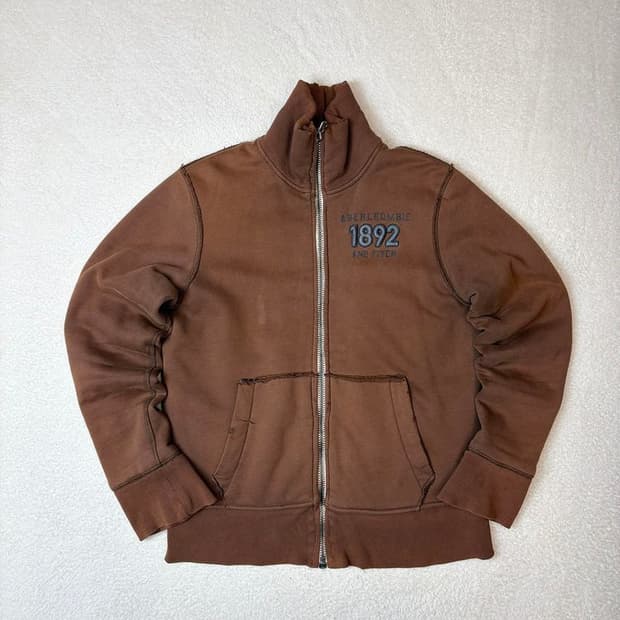 아베크롬비 브라운 울프죠 집업 A1627