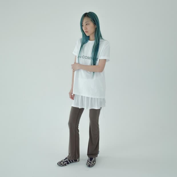 지초이 24-003 로고 티셔츠 화이트