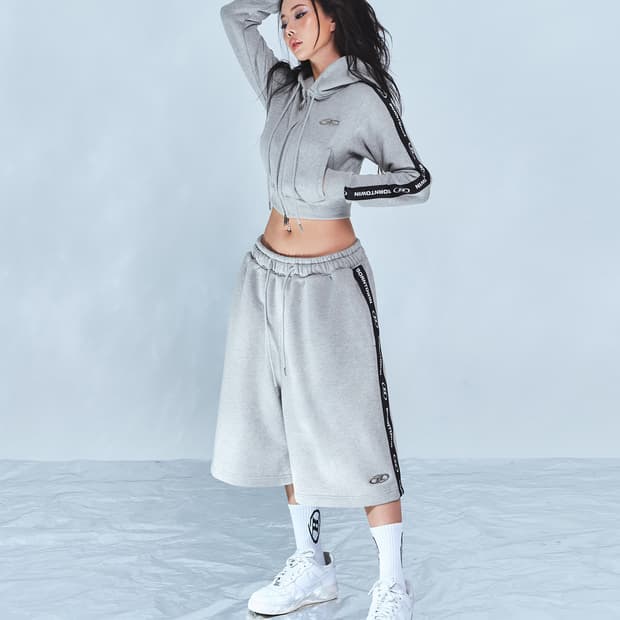 여성 55 본투윈 신형 24fw 크롬 B 블랙라인 크롭 후드집업 자켓 2