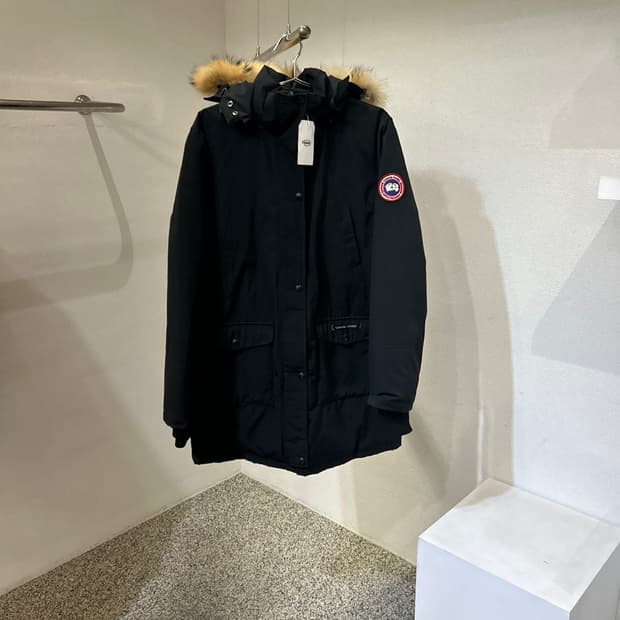 캐나다구스 패딩 점퍼