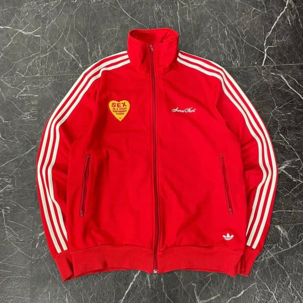 아디다스 레드삼선 제임스헌트 트랙탑 져지자켓