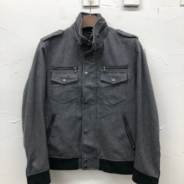 세만틱 디자인 견장 울 자켓