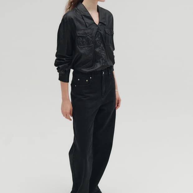 솔티페블 POCKET BUTTON GLOSSY SHIRTS [BLACK]