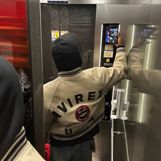 00‘s Avirex 아비렉스 레더 바시티 자켓 