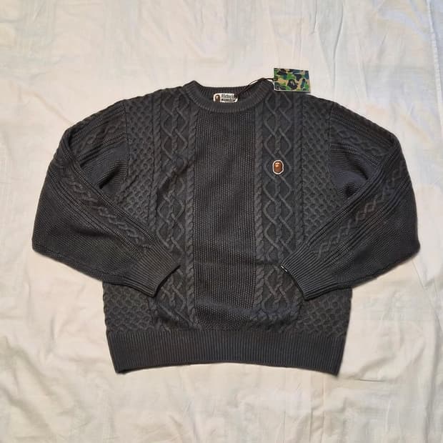 베이프 케이블 니트 차콜 L 새상품