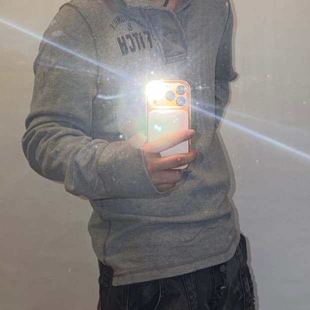 아베크롬비 빈티지 카라 맨투맨