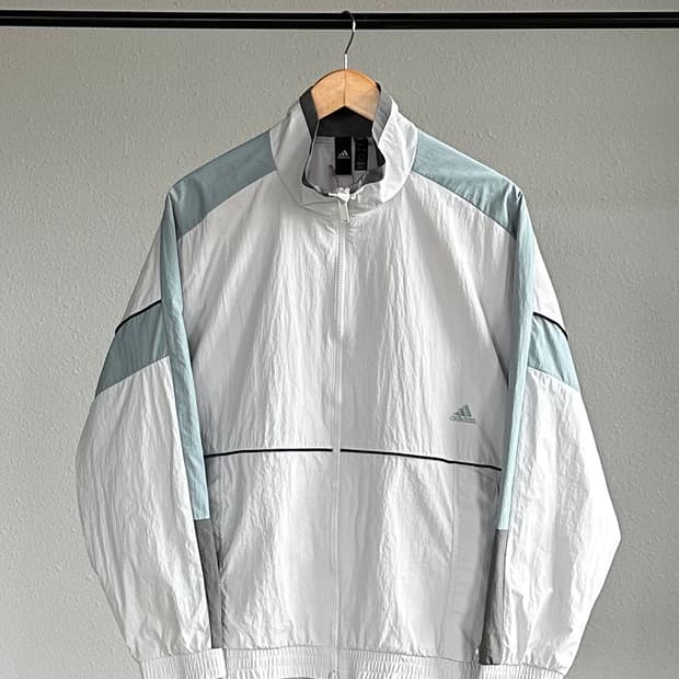 [L](새상품)아디다스 3 STRIPES 나일론 우븐 바람막이