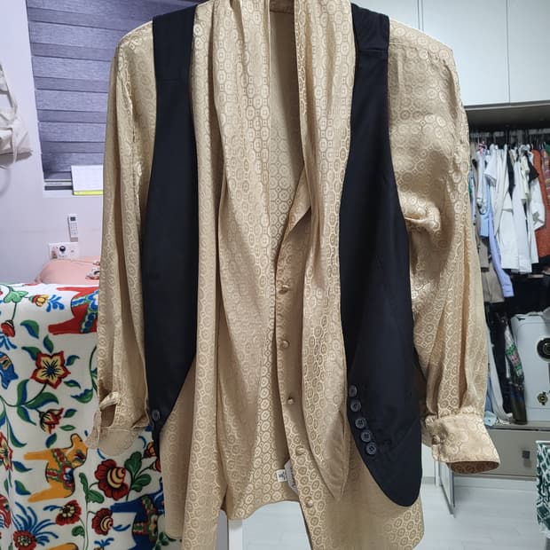 ST. JOHN 실크 100%블라우스 베이지 55-77