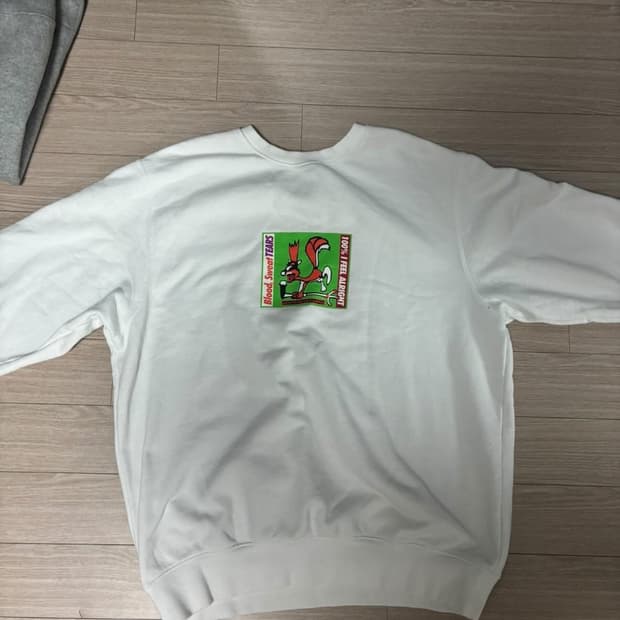 디스이즈네버뎃 맨투맨