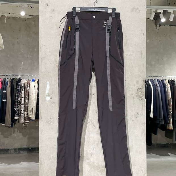 언더마이카 22S/S 애로우 우드 멀티 테이핑 티스 나일론 팬츠