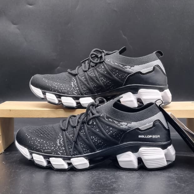 새상품 밸롭 티바트 런닝화250 