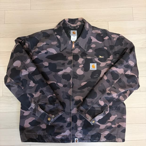 베이프 칼하트 2006년 디트로이트 자켓 블랙 