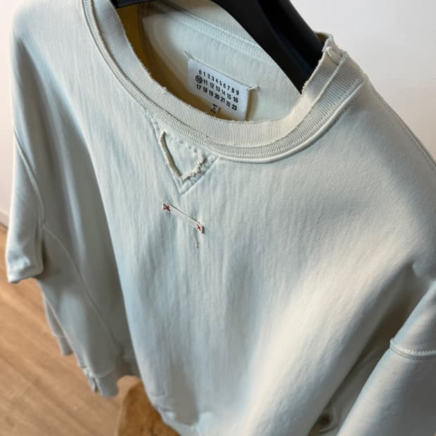 메종 마르지엘라 XX 맨투맨 스웻셔츠