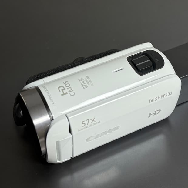 캐논 r700 판매합니다.