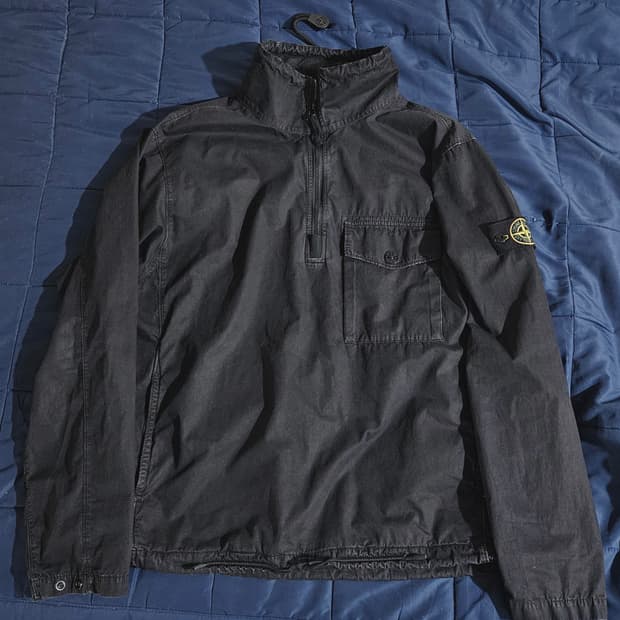 스톤아일랜드 올드이펙트 아노락 블랙