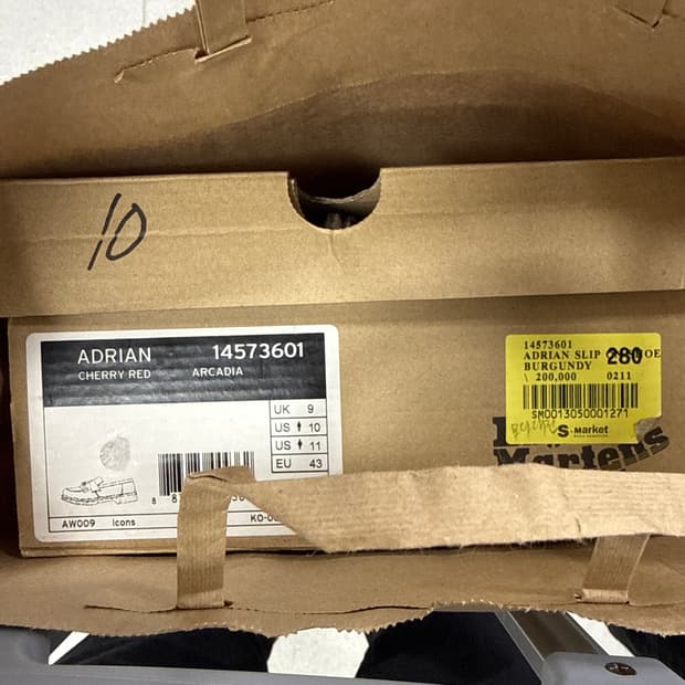 닥터마틴 아드리안 체리레드 280 새상품 🔥오늘만 판매🔥