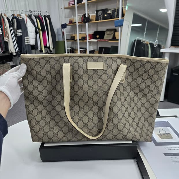 [50%세일] 구찌 시그니처 토트백 라지