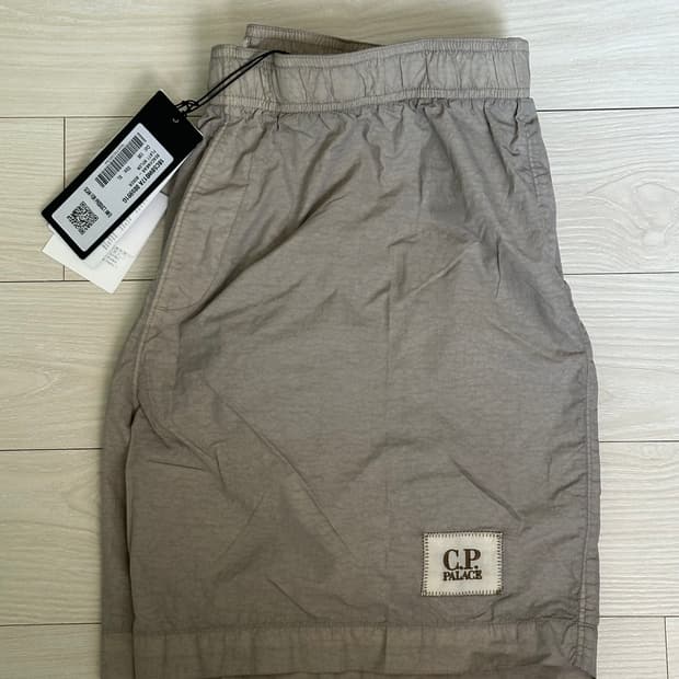 Cp컴퍼니 x 팔라스 나일론 팬츠 25ss XL 새상품