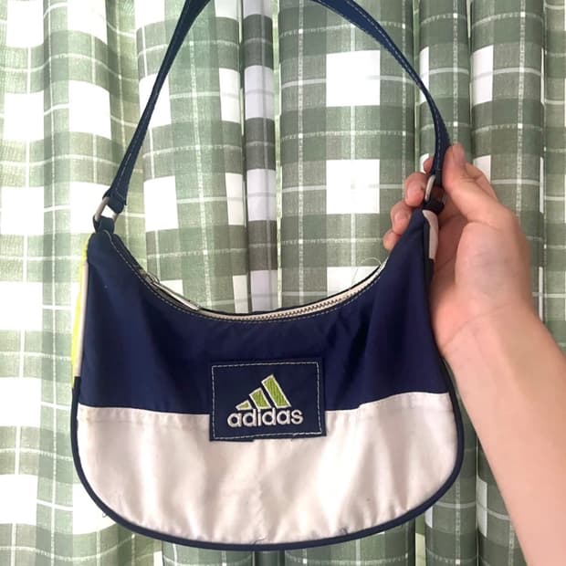 아디다스 업사이클링 숄더백🔥