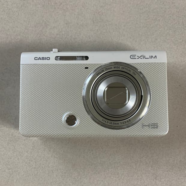 카시오 엑슬림 zr70