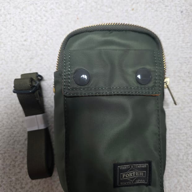 포터 휴대폰파우치 레이지그린