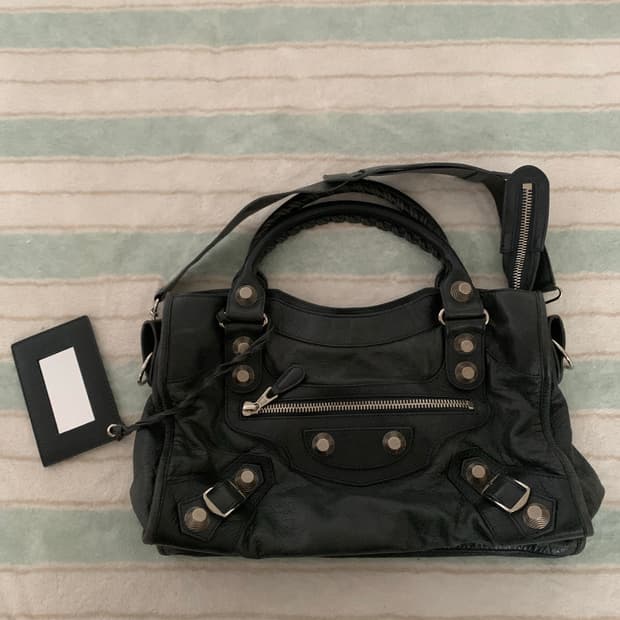 발렌시아가 모터백 시티백 다크 그레이 자이언트