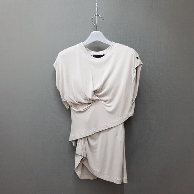 알렉산더왕 드레이프 언발란스 레이어드 티셔츠 S사이즈