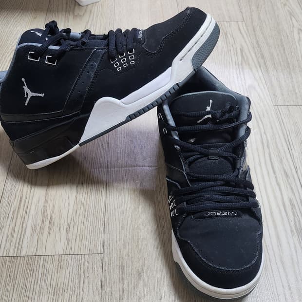 나이키 에어 조던 플라이트 23 시멘트