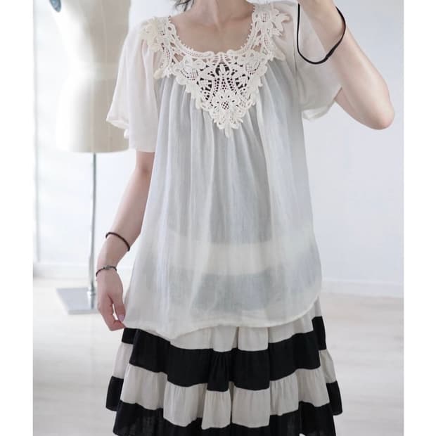 Romantic crochet-lace neckline blouse