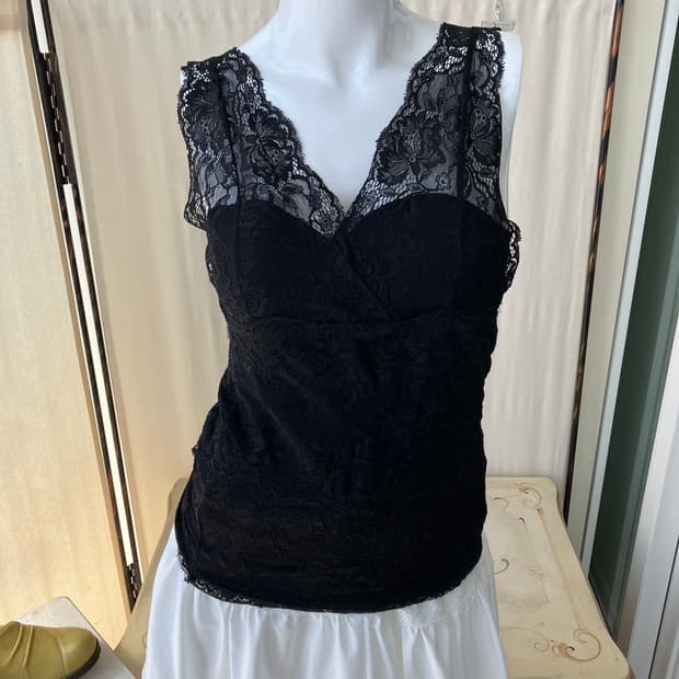 lace crochet padded sleeveless