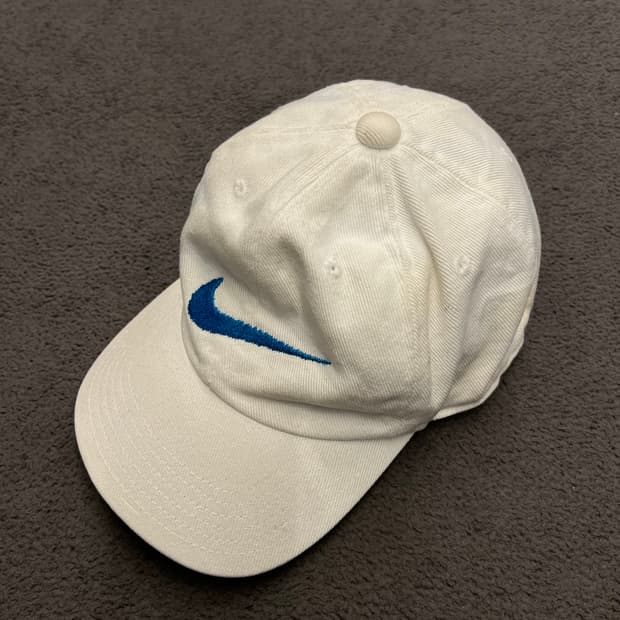 나이키 90s 올드스쿨 빅스우시 캡 처분 