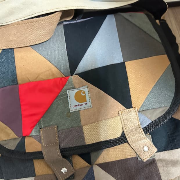 칼하트 커스텀 크로스백