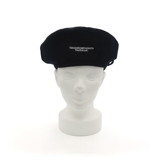 ()솔로이스트 X 뉴에라 블랙 베레모