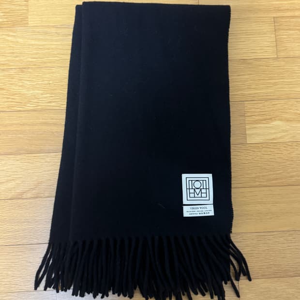 토템 클래식 울 머플러 블랙