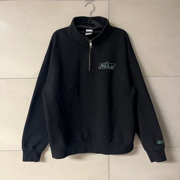 나이키 쿼터집 하프집업 맨투맨 블랙 [XL]