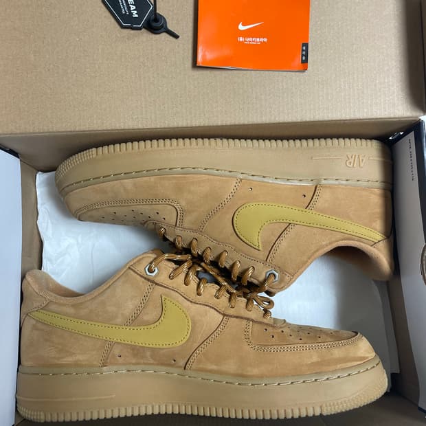 (W) 나이키 된장포스 우먼스 285 새상품급