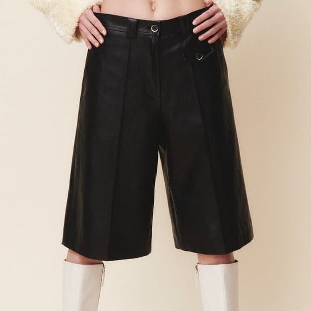 기준 Leather Bermuda Pants