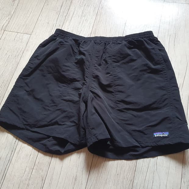 파타고니아 배기스5인치 블랙 L