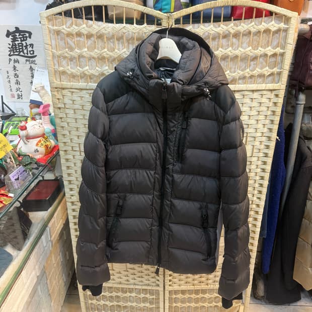 4/105 정품 몽클레어 그렉노블 후드패딩 팝니다