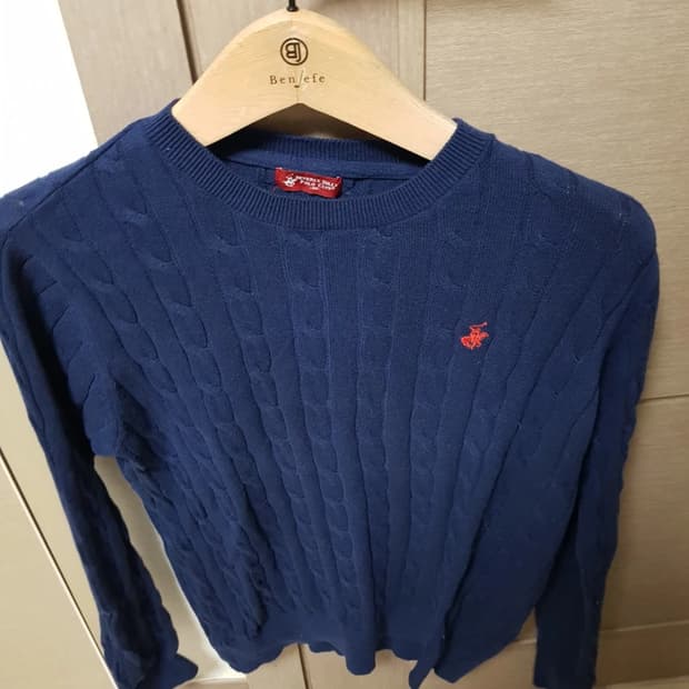 베버리힐즈 폴로 클럽 케이블 니트입니다