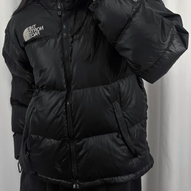 노스페이스 블랙 눕시 700 패딩 자켓