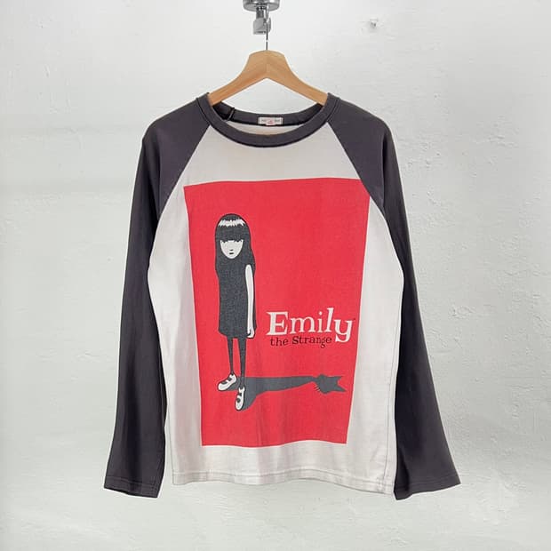 넘버나인 트윈 레글런 에밀리 롱 슬리브