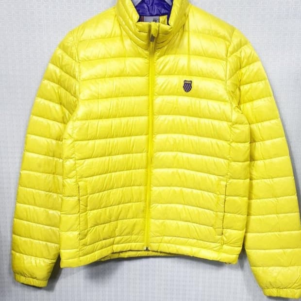 케이스위스 다운패딩